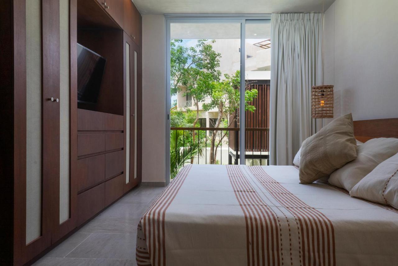 Luxury Condo For 4 With Access To Pool - A203 تولوم المظهر الخارجي الصورة